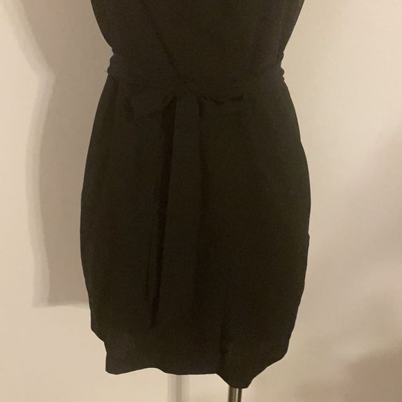 Little Black Dress   - Picture 3 of 10